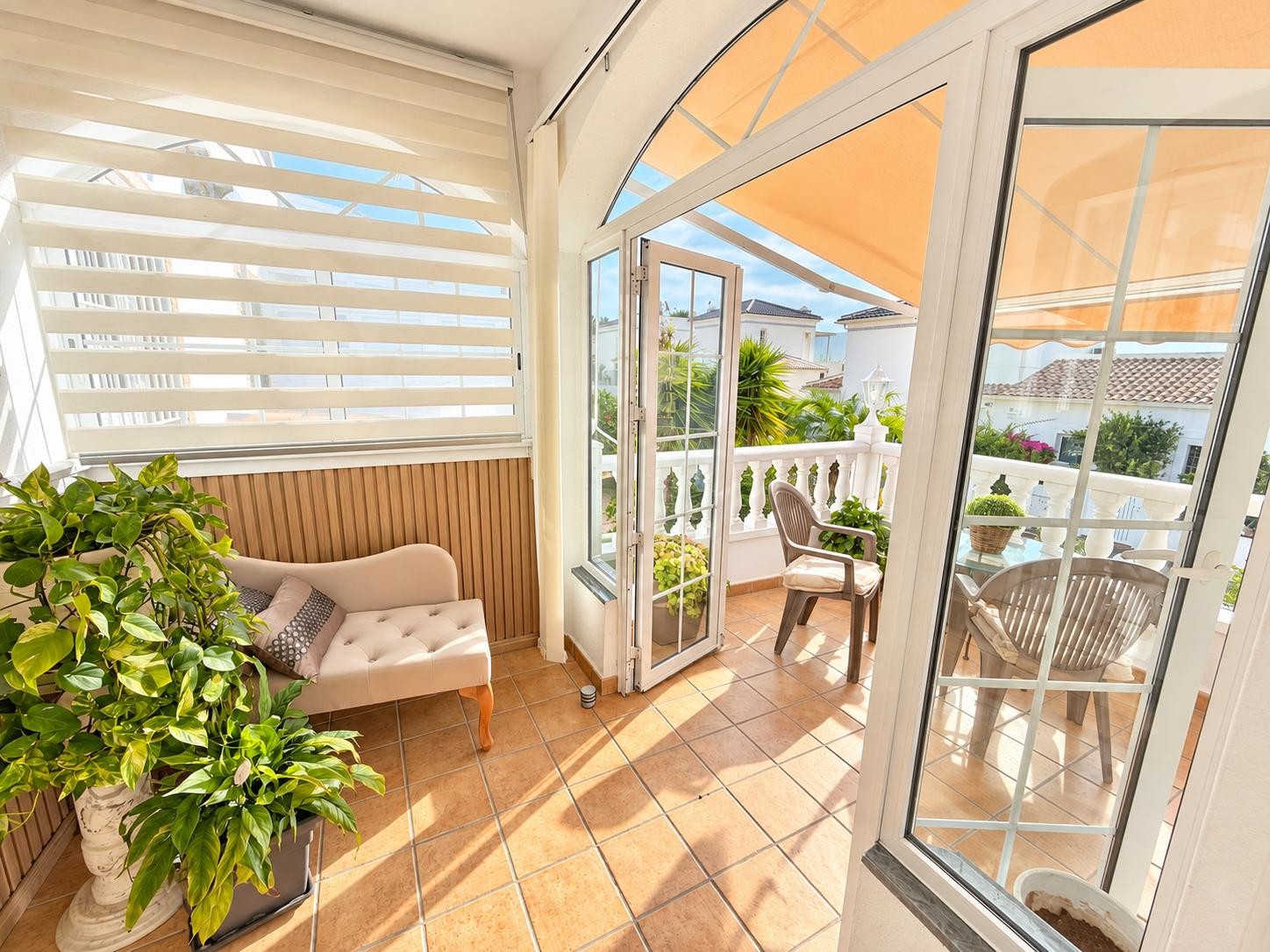 For sale - 3 Bedroom 2 Bathroom Villa in Villamartin - Costa Blanca  - Alicante
