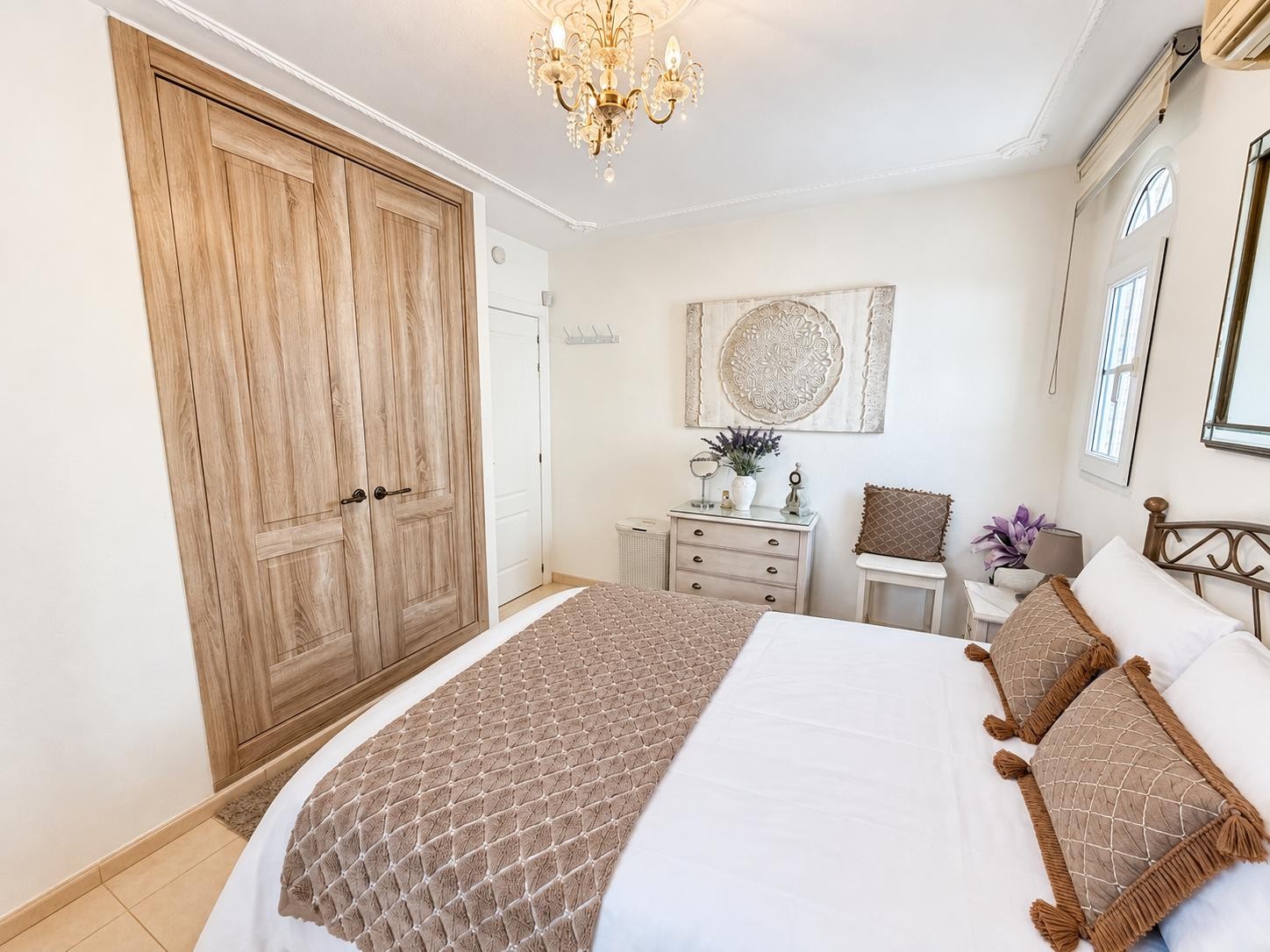 For sale - 3 Bedroom 2 Bathroom Villa in Villamartin - Costa Blanca  - Alicante
