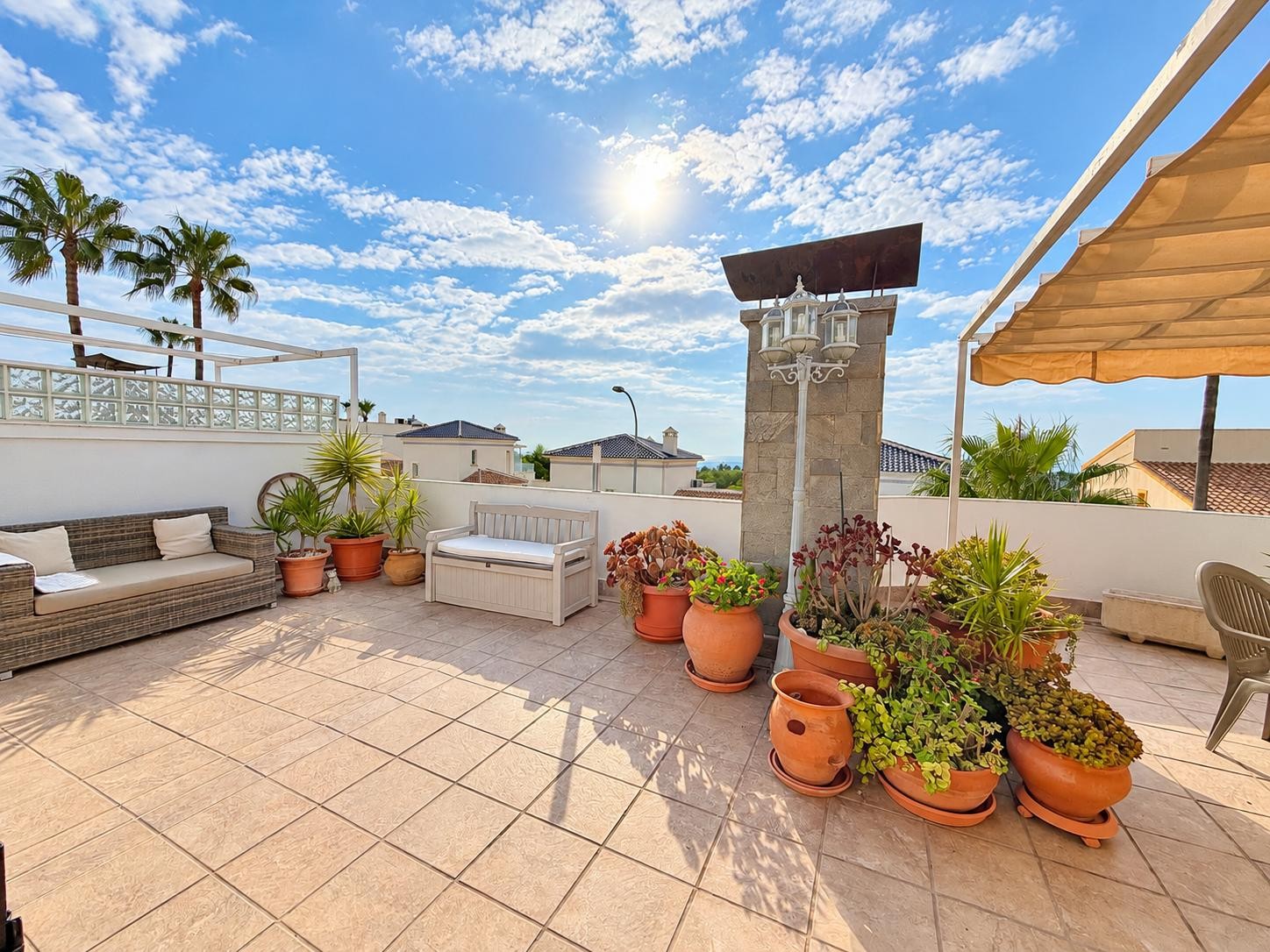 For sale - 3 Bedroom 2 Bathroom Villa in Villamartin - Costa Blanca  - Alicante