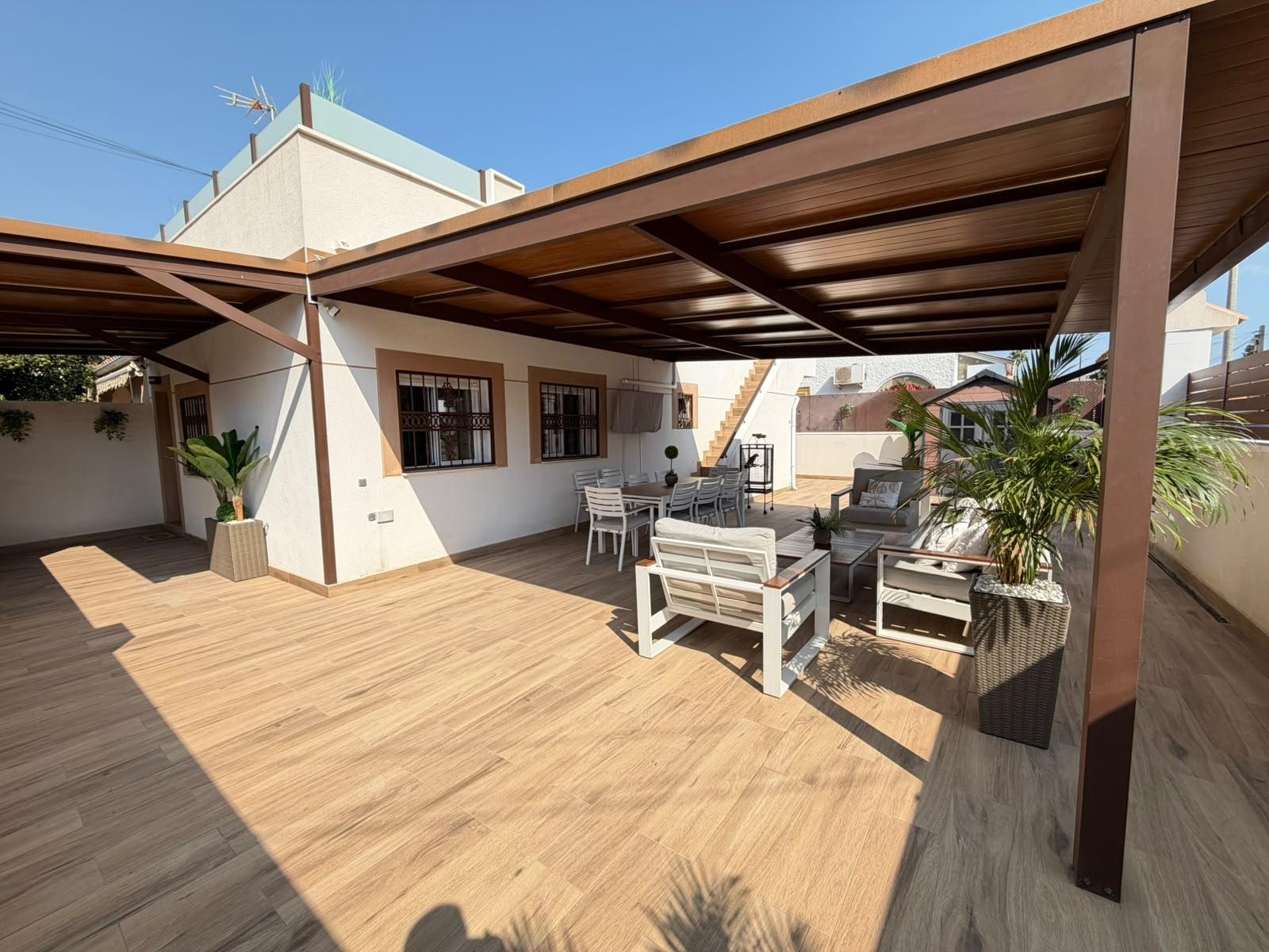 For sale - 2 Bedroom 1 Bathroom Town House in Torrevieja - Nueva Torrevieja  - Alicante