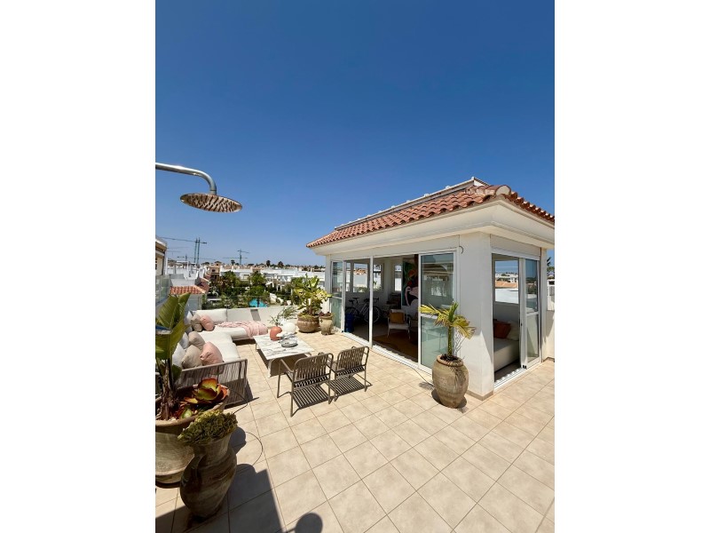 For sale - 3 Bedroom 2 Bathroom Penthouse in Rojales - Inland  - Alicante