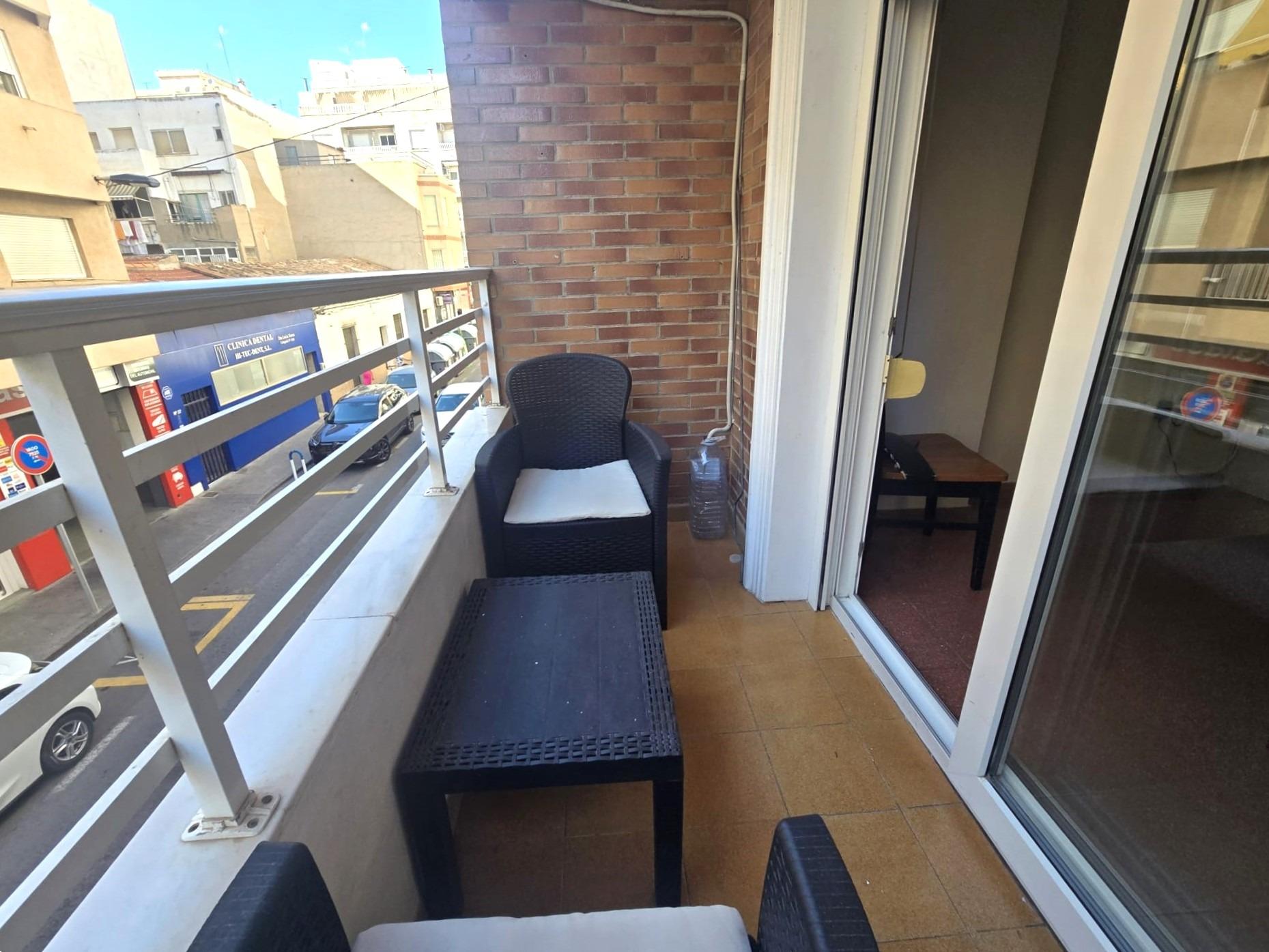 For sale - 3 Bedroom 2 Bathroom Apartment in Torrevieja - Las Piscinas Naturales  - Alicante