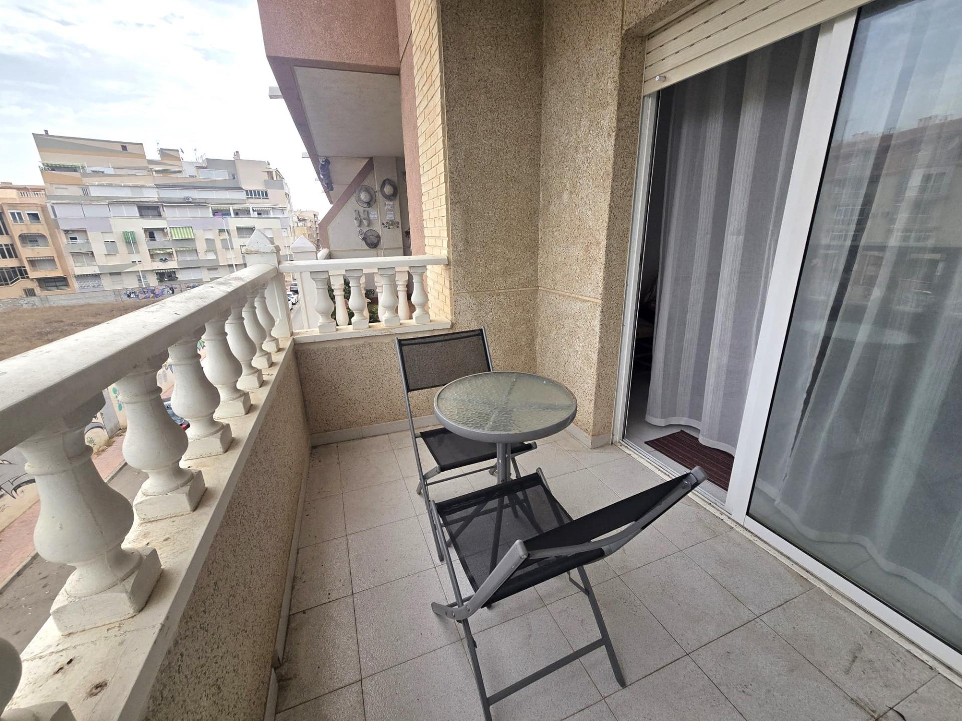For sale - 2 Bedroom 1 Bathroom Apartment in Torrevieja - La Mata Pueblo  - Alicante