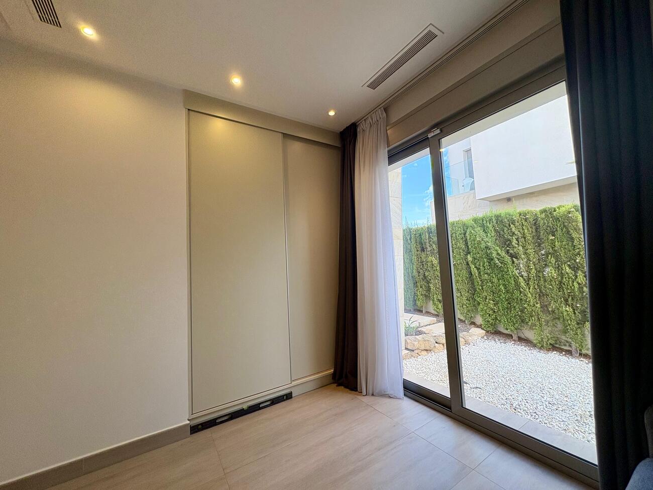 For sale - 3 Bedroom 2 Bathroom Villa in Benijofar - Costa Blanca  - Alicante