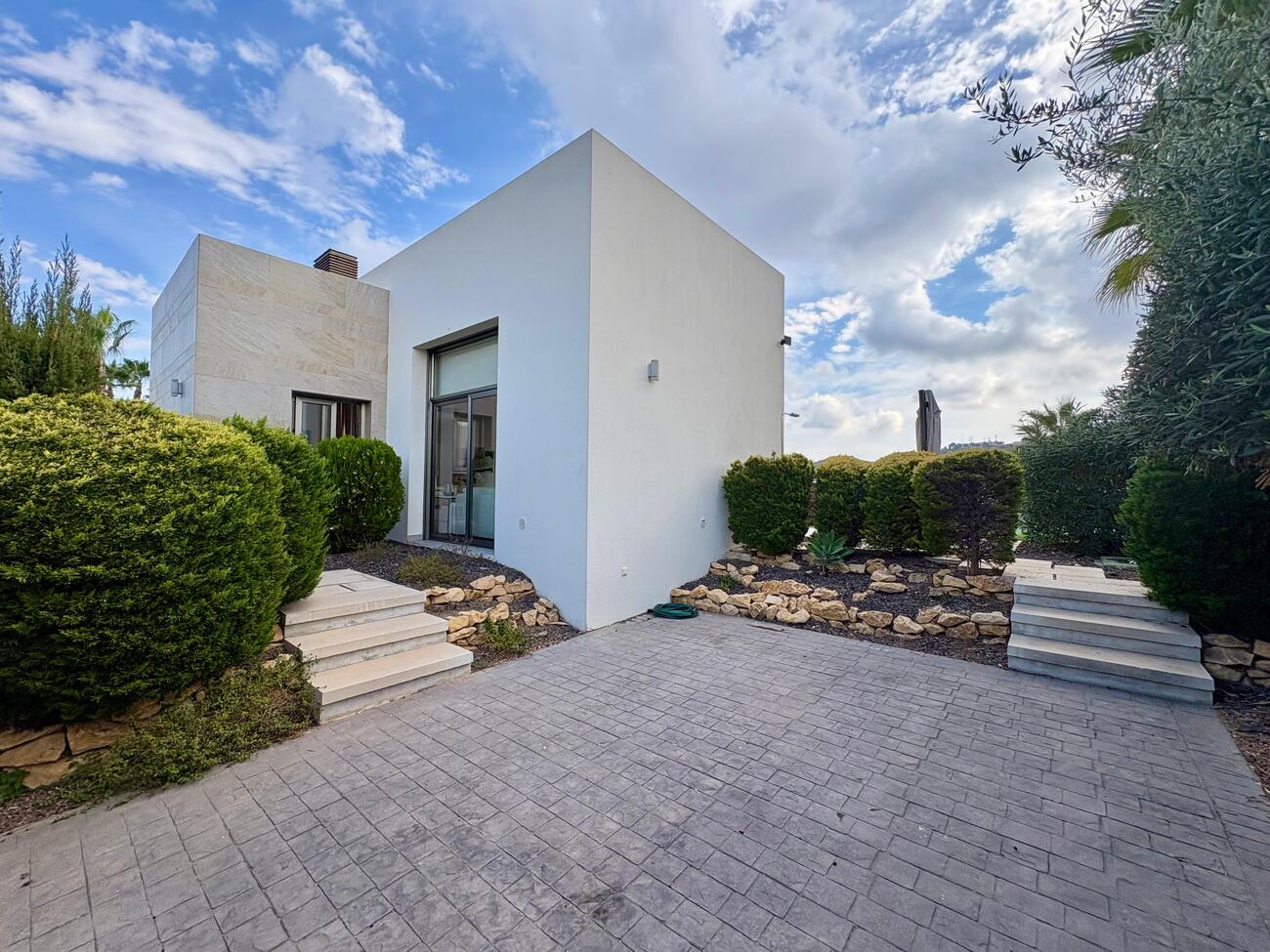 For sale - 3 Bedroom 2 Bathroom Villa in Benijofar - Costa Blanca  - Alicante