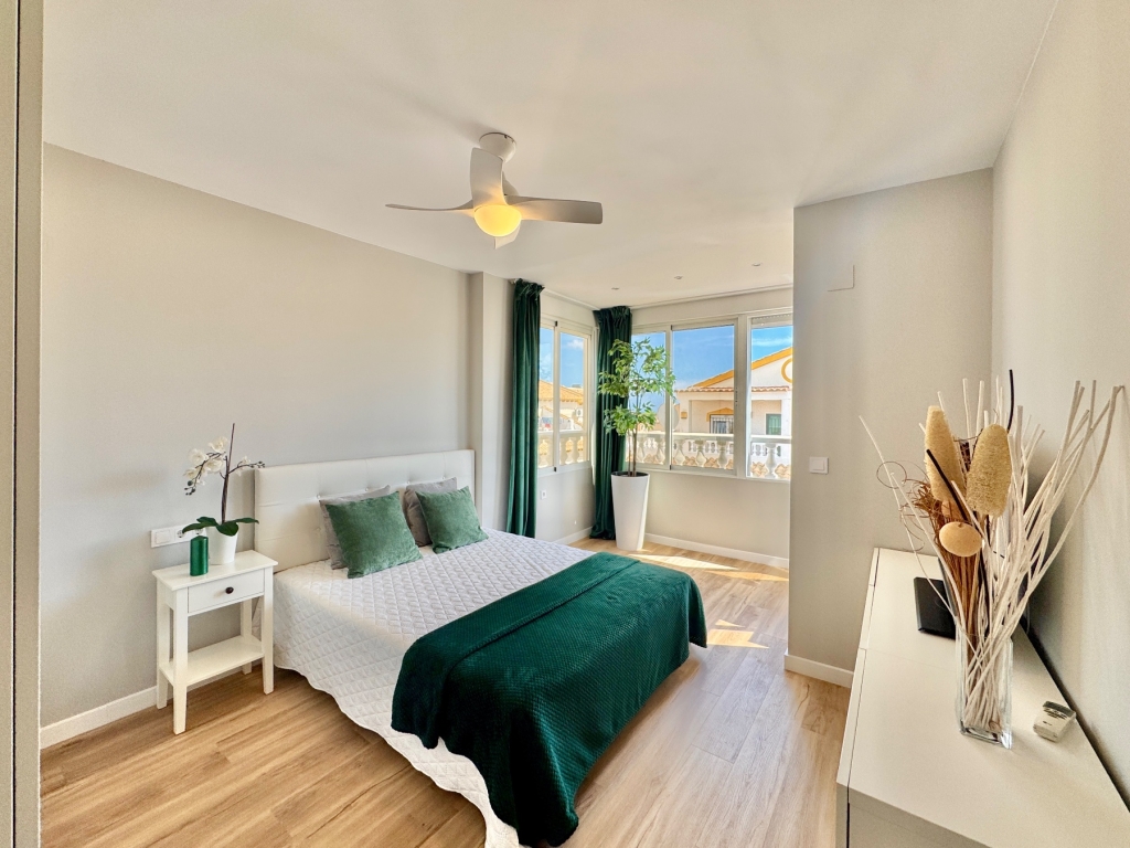 3 Bedroom 2 Bathroom Town House in Orihuela Costa