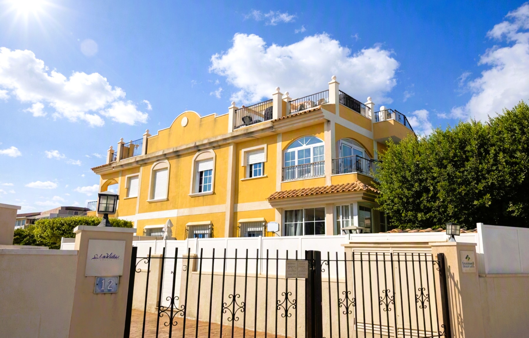 For sale - 2 Bedroom 1 Bathroom Top Floor Apartment in Lomas De Cabo Roig - , Lomas De Cabo Roig, Alicante, Spain - Alicante