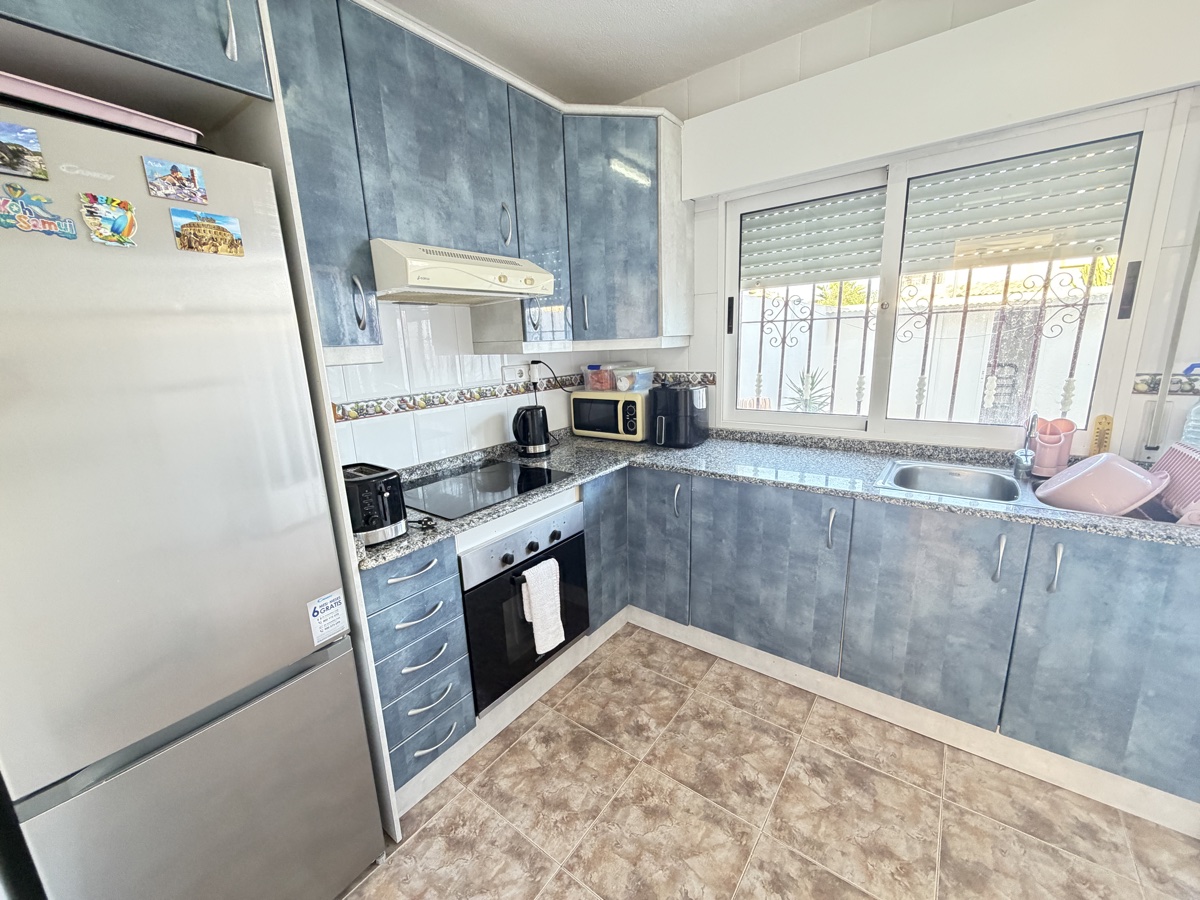 For sale - 3 Bedroom 2 Bathroom Townhouse in La Zenia - , La Zenia, Alicante, Spain - Alicante