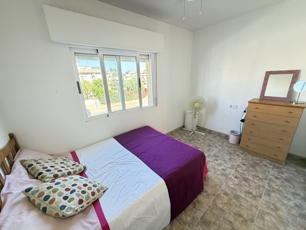 For sale - 3 Bedroom 2 Bathroom Townhouse in La Zenia - , La Zenia, Alicante, Spain - Alicante