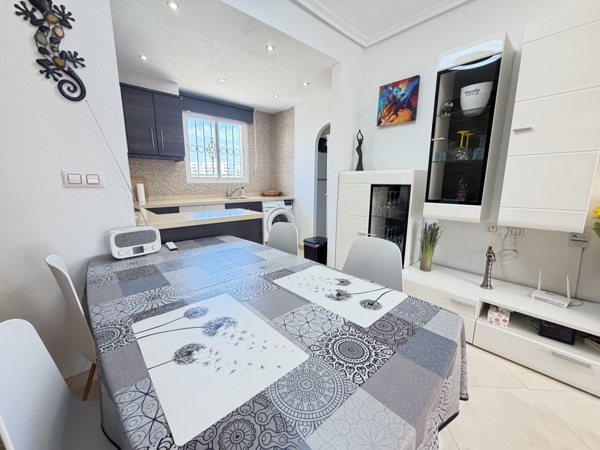 For sale - 3 Bedroom 1 Bathroom Apartment in Cabo Roig - , Cabo Roig, Alicante, Spain - Alicante