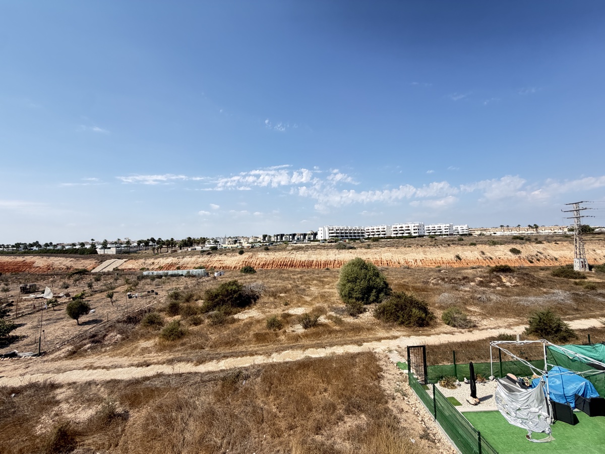 For sale - 3 Bedroom 1 Bathroom Apartment in Cabo Roig - , Cabo Roig, Alicante, Spain - Alicante