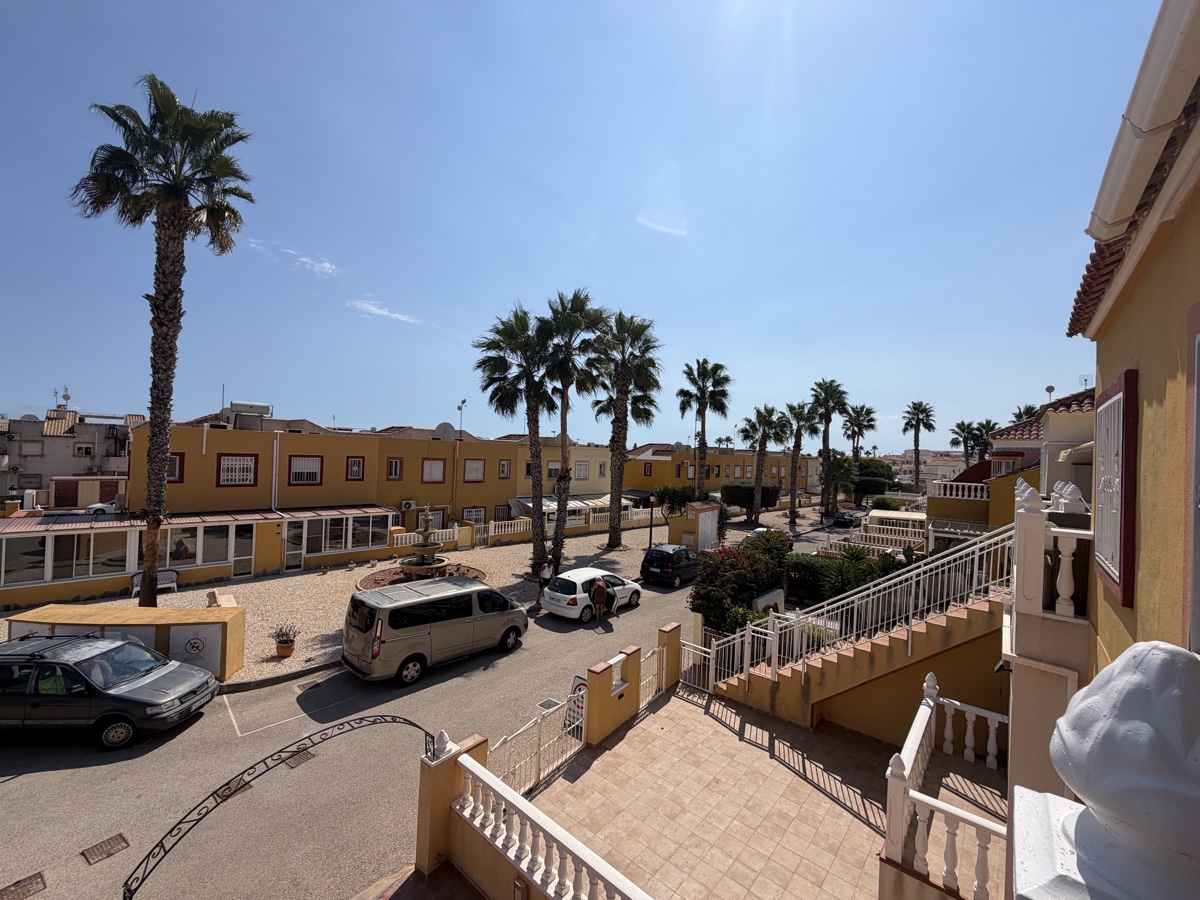 For sale - 3 Bedroom 1 Bathroom Apartment in Cabo Roig - , Cabo Roig, Alicante, Spain - Alicante