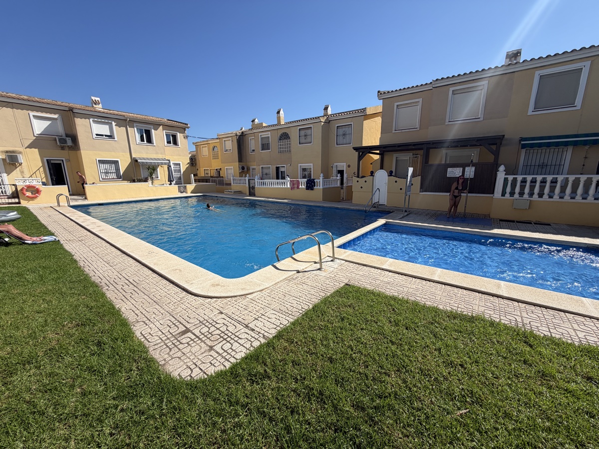 For sale - 2 Bedroom 1 Bathroom Ground floor Apartment in Villamartin - , Villamartin, Alicante, Spain - Alicante