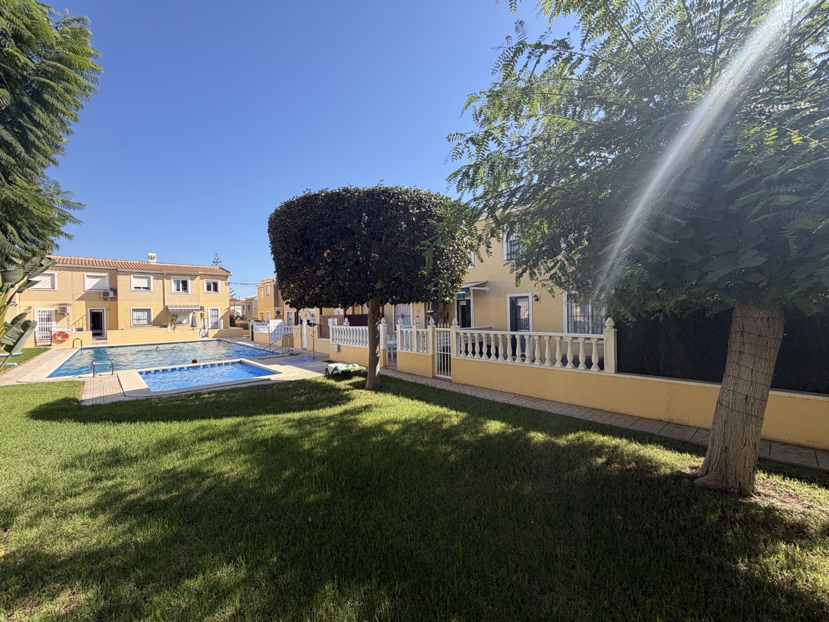 For sale - 2 Bedroom 1 Bathroom Ground floor Apartment in Villamartin - , Villamartin, Alicante, Spain - Alicante
