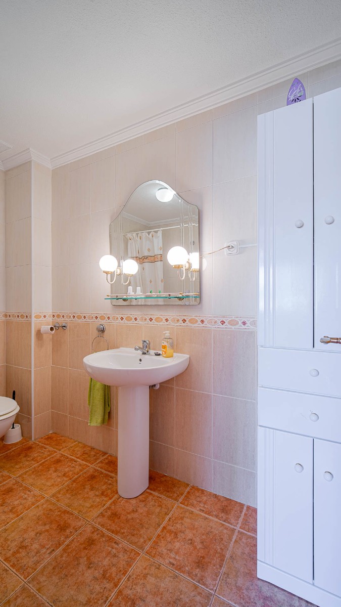 For sale - 2 Bedroom 1 Bathroom Apartament in Punta Prima - Punta Prima  - Alicante