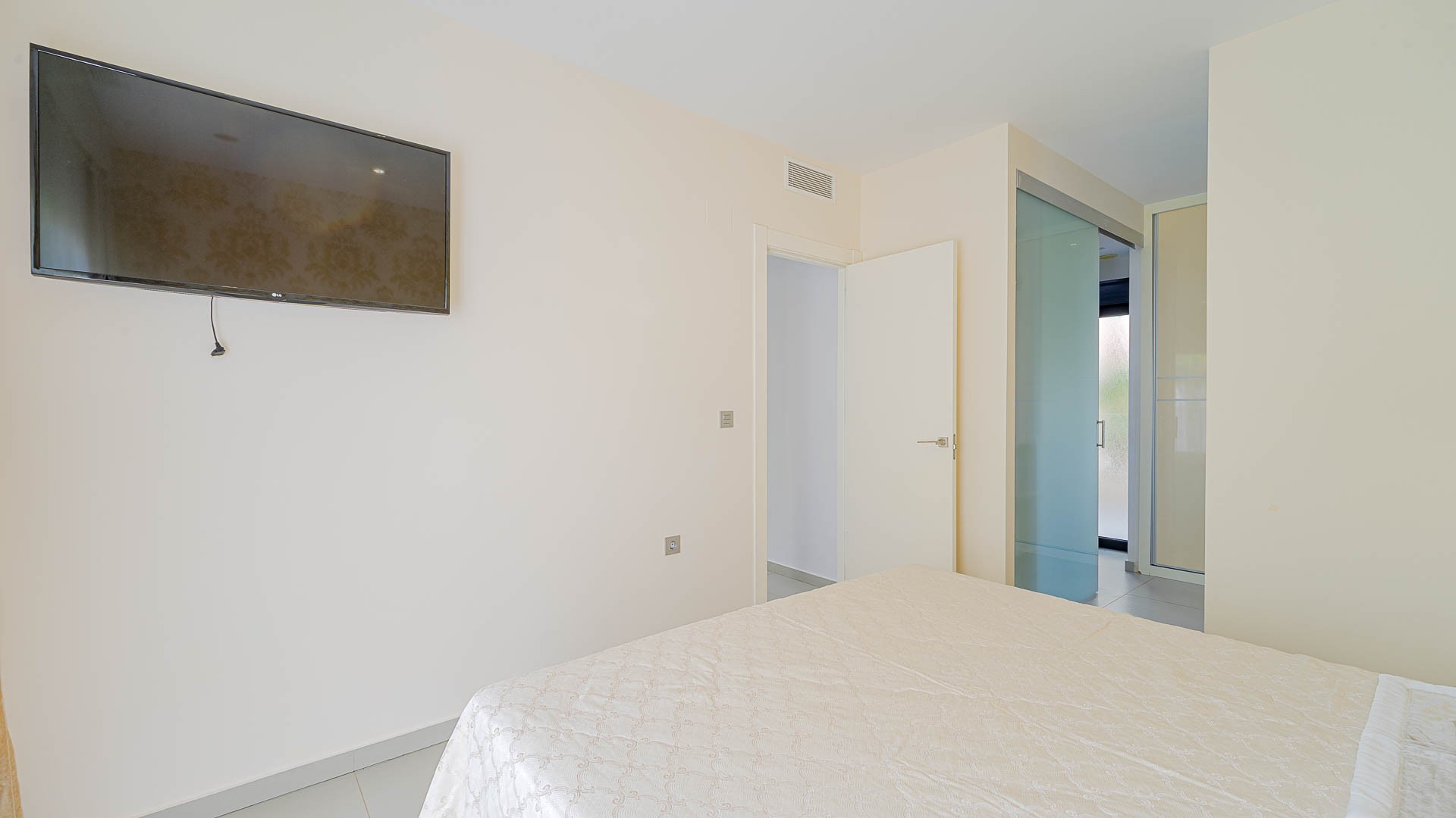 For sale - 3 Bedroom 2 Bathroom Villa in Ciudad Quesada - Ciudad Quesada  - Alicante