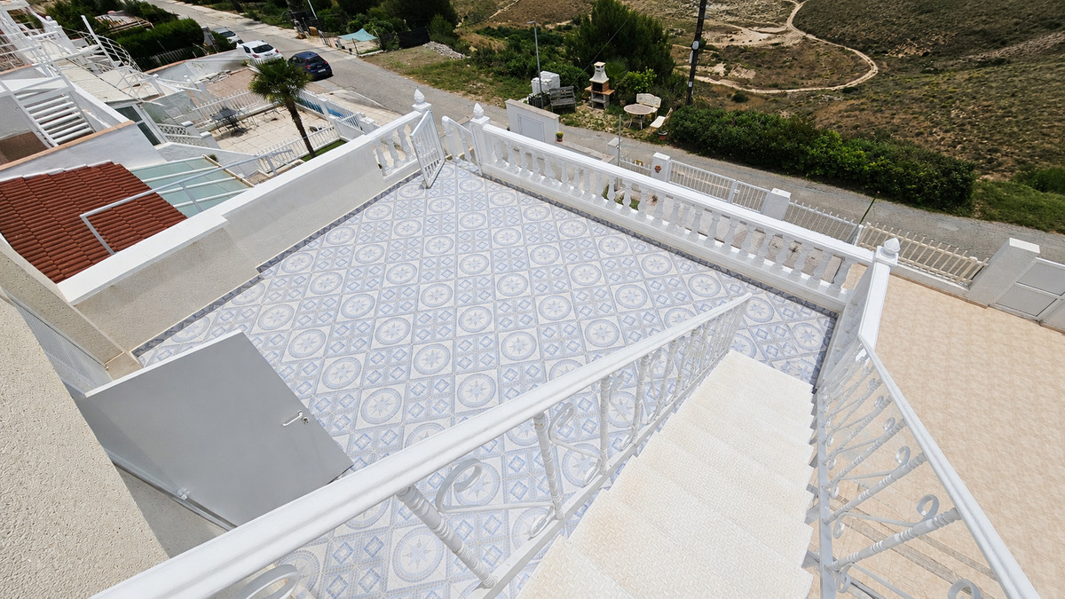 For sale - 3 Bedroom 2 Bathroom House - Townhouse in Rojales - Ciudad Quesada  - Alicante