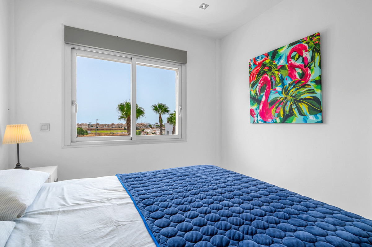 For sale - 2 Bedroom 2 Bathroom House - Bungalow in Orihuela - Punta Prima  - Alicante