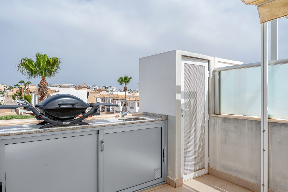 For sale - 2 Bedroom 2 Bathroom House - Bungalow in Orihuela - Punta Prima  - Alicante
