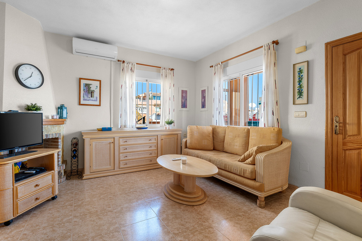 For sale - 3 Bedroom 2 Bathroom House - Bungalow in Orihuela - Lomas de Cabo Roig  - Alicante