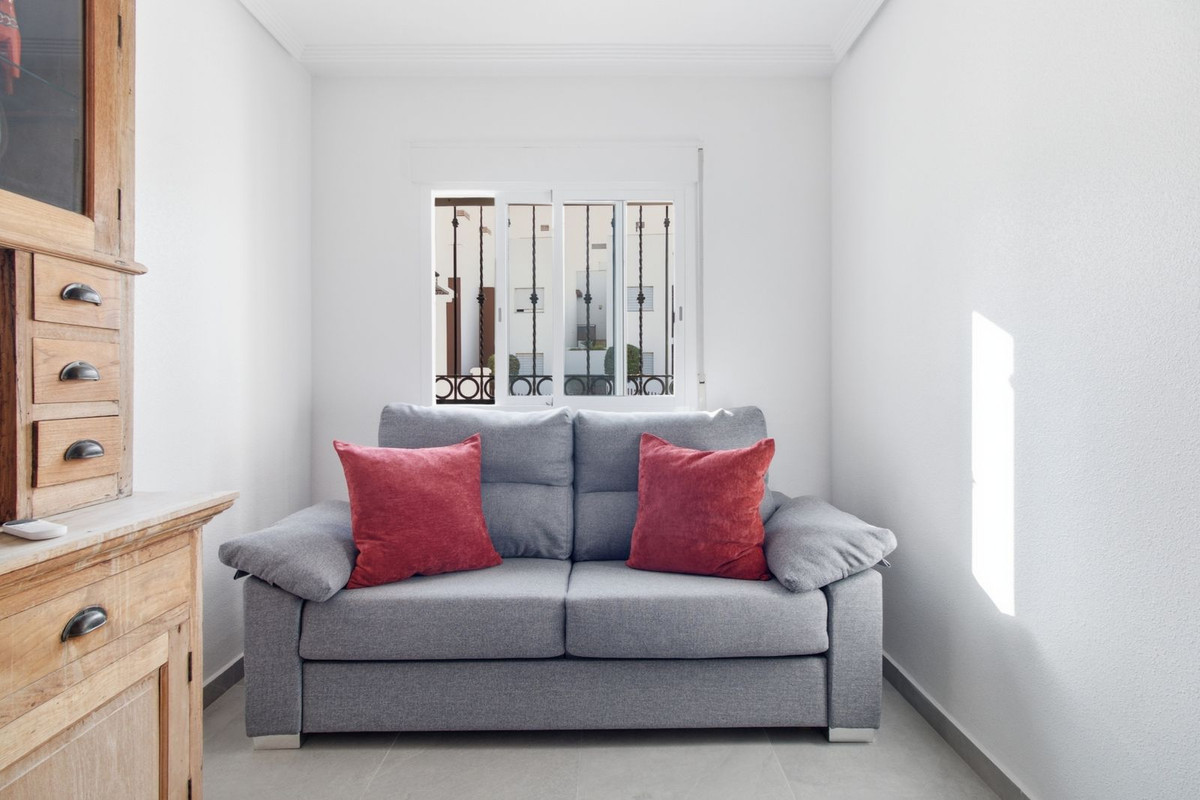 For sale - 2 Bedroom 1 Bathroom Apartment - Ground Floor Apartment in Orihuela - Punta Prima  - Alicante