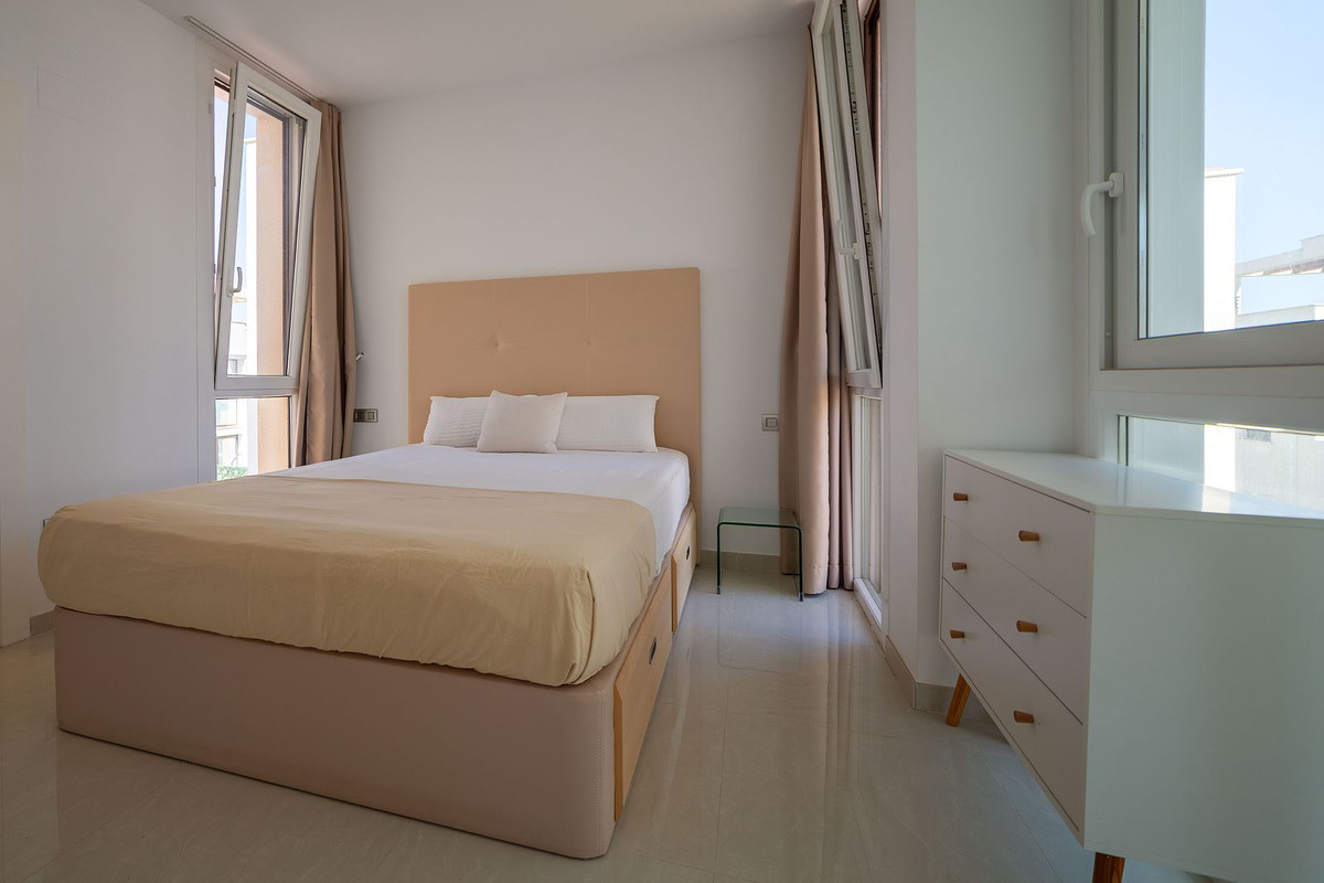 For sale - 3 Bedroom 3 Bathroom House - Detached Villa in Rojales - Rojales Centro  - Alicante