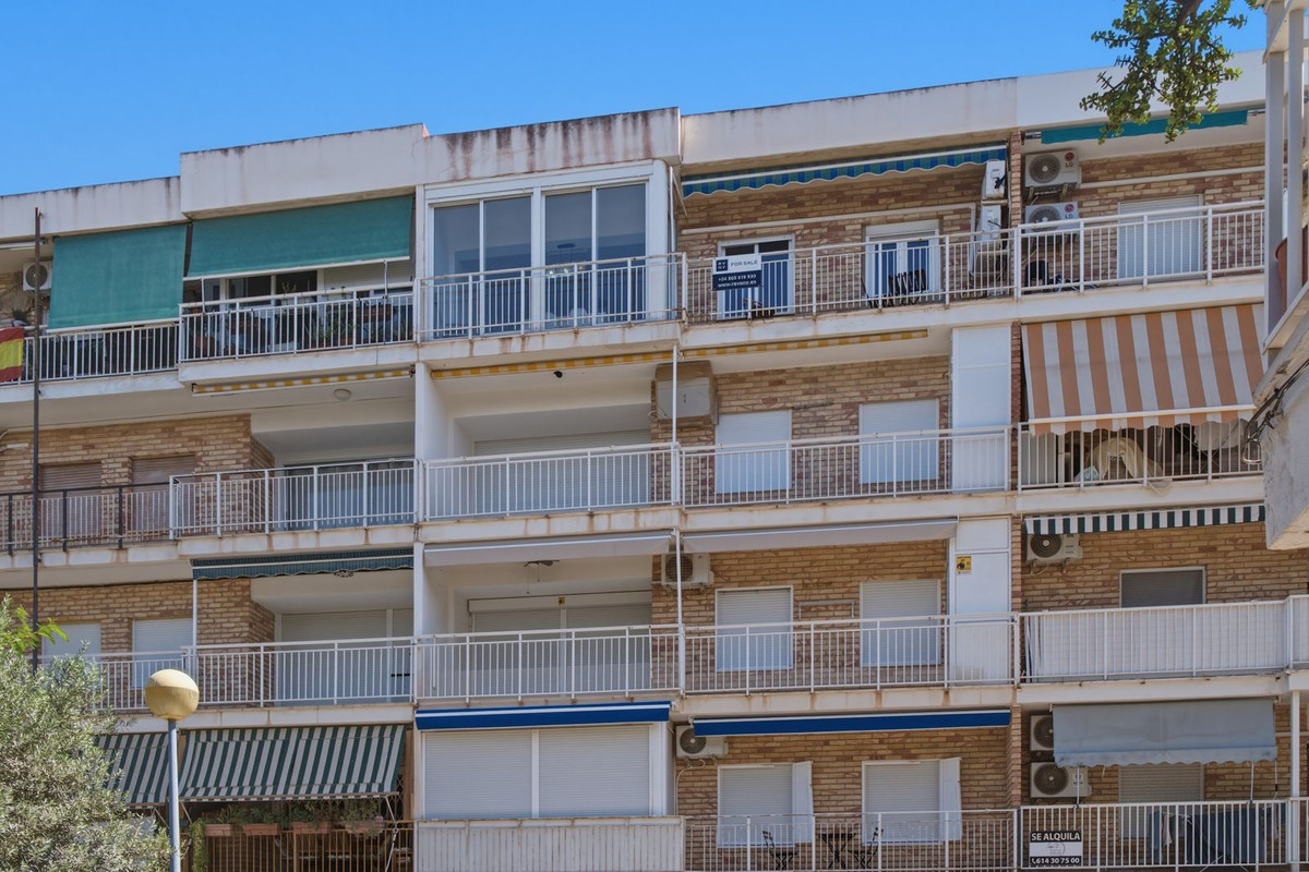 For sale - 3 Bedroom 1 Bathroom Apartment - Top Floor Apartment in Orihuela - Punta Prima  - Alicante