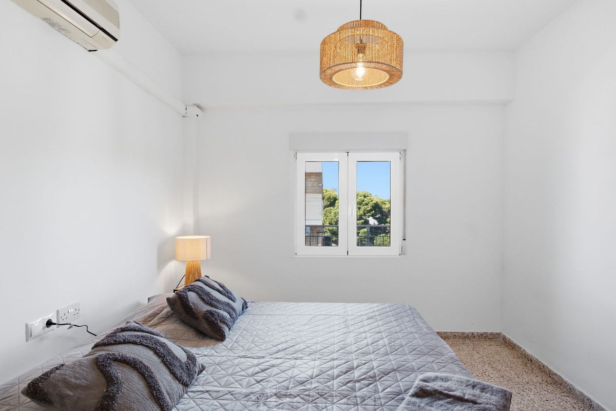 For sale - 3 Bedroom 1 Bathroom Apartment - Top Floor Apartment in Orihuela - Punta Prima  - Alicante