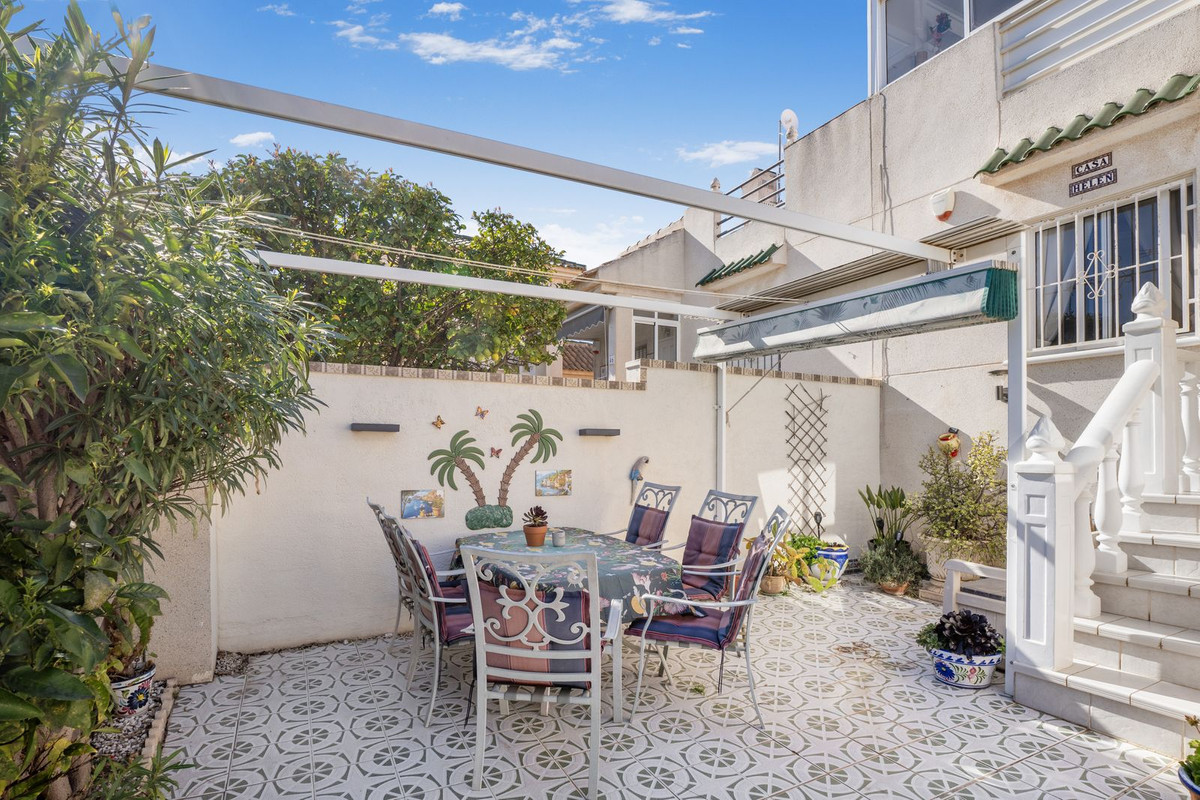 For sale - 2 Bedroom 1 Bathroom House - Quad in Orihuela - Los Altos  - Alicante