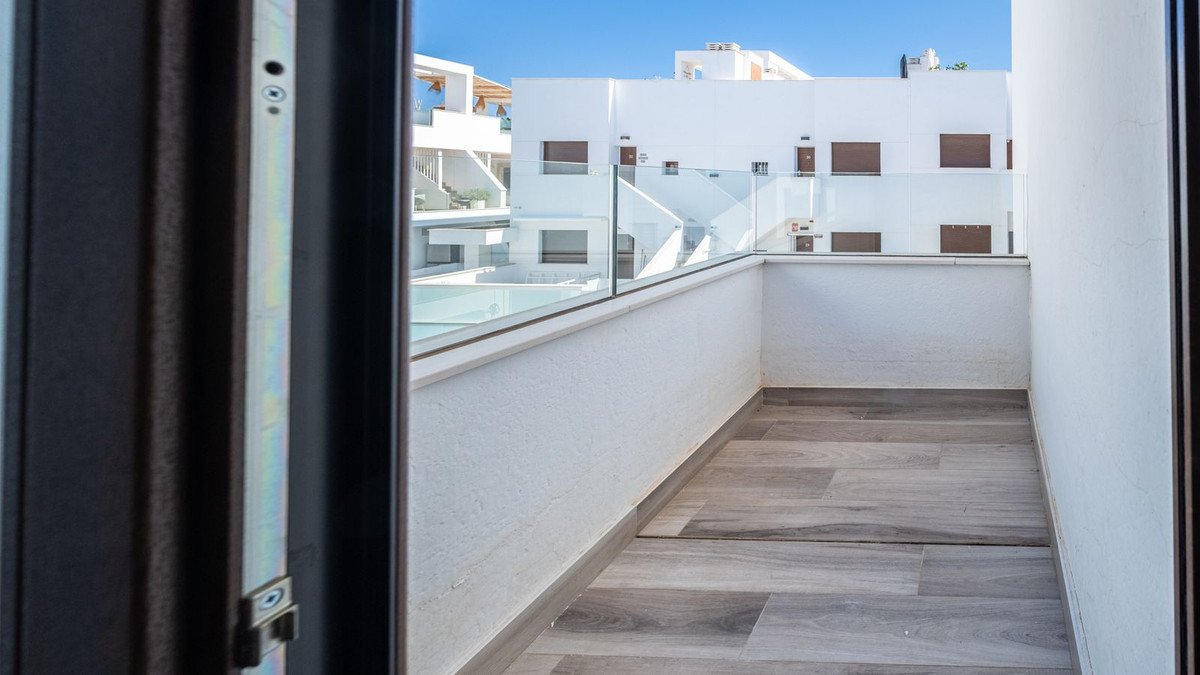 For sale - 3 Bedroom 4 Bathroom House - Detached Villa in Orihuela - Los Balcones  - Alicante