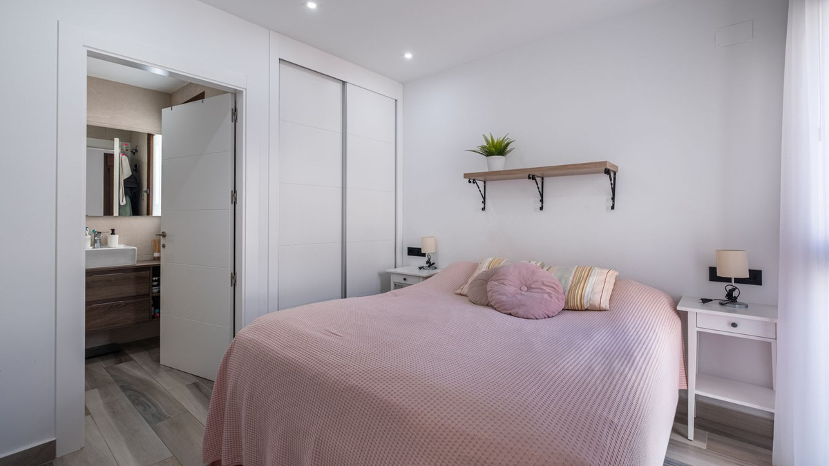 For sale - 3 Bedroom 4 Bathroom House - Detached Villa in Orihuela - Los Balcones  - Alicante