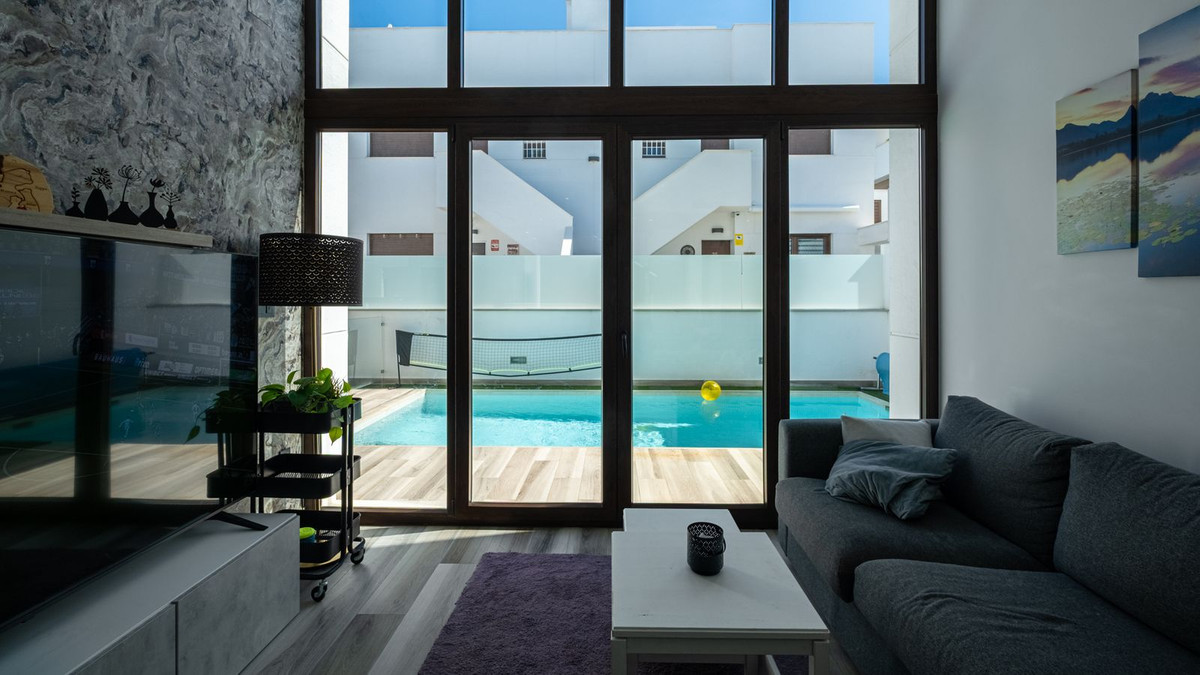 For sale - 3 Bedroom 4 Bathroom House - Detached Villa in Orihuela - Los Balcones  - Alicante
