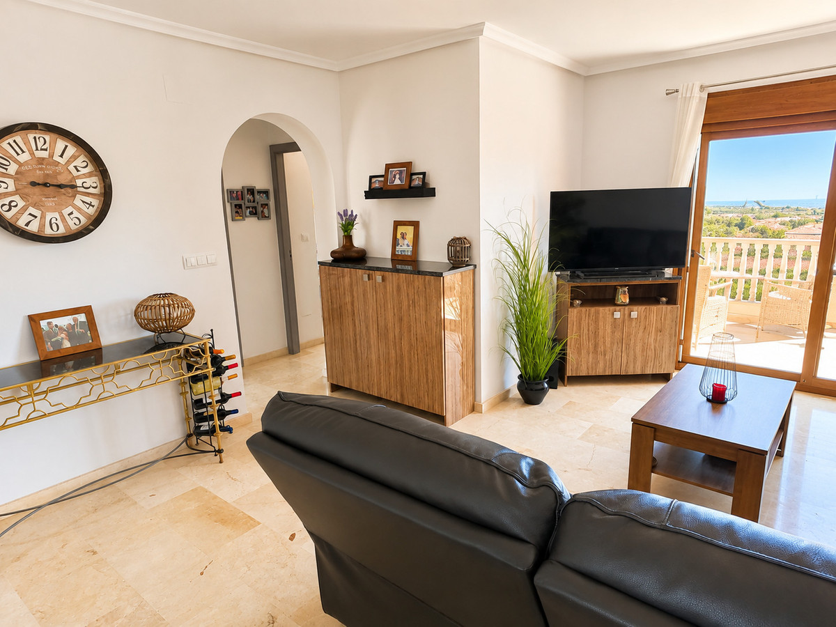 For sale - 2 Bedroom 2 Bathroom Apartment - Top Floor Apartment in Algorfa - La Finca Golf  - Alicante