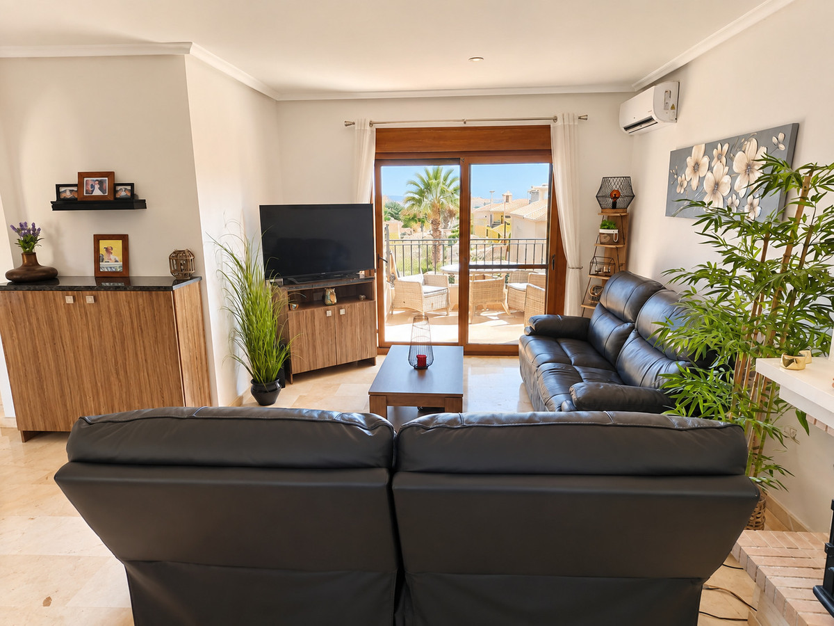 For sale - 2 Bedroom 2 Bathroom Apartment - Top Floor Apartment in Algorfa - La Finca Golf  - Alicante