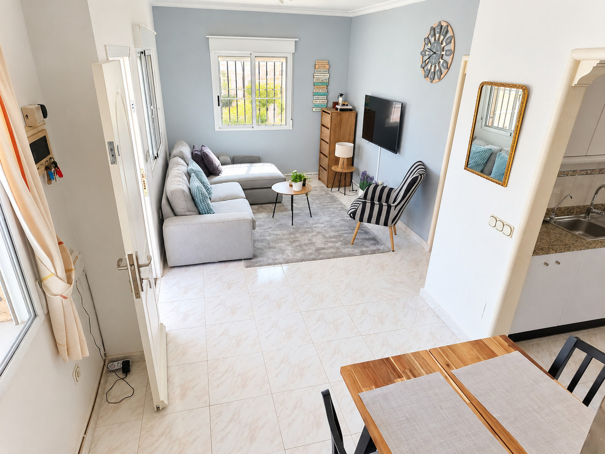 For sale - 3 Bedroom 2 Bathroom House - Detached Villa in Rojales - Ciudad Quesada  - Alicante