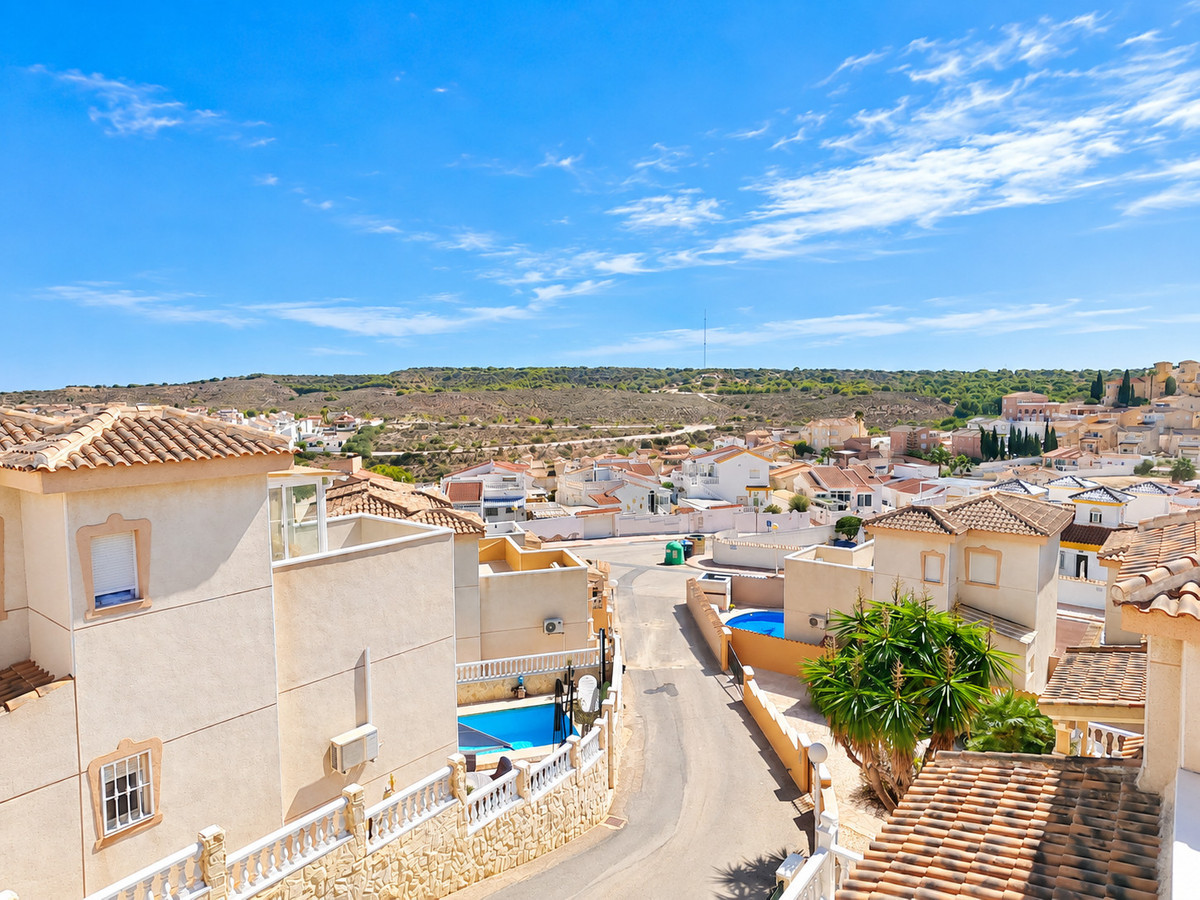 For sale - 3 Bedroom 2 Bathroom House - Detached Villa in Rojales - Ciudad Quesada  - Alicante
