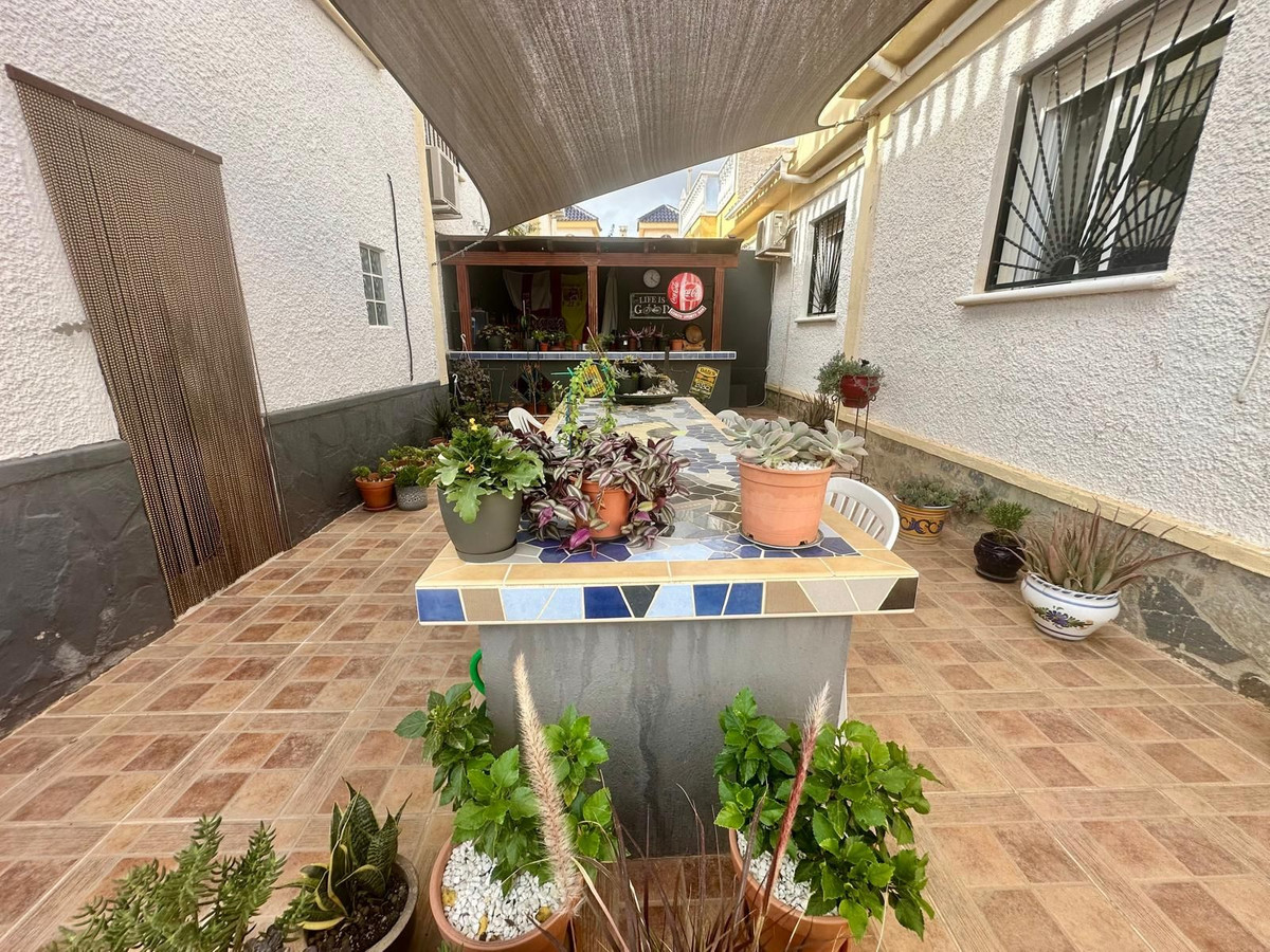 For sale - 2 Bedroom 1 Bathroom House - Bungalow in Rojales - Ciudad Quesada  - Alicante