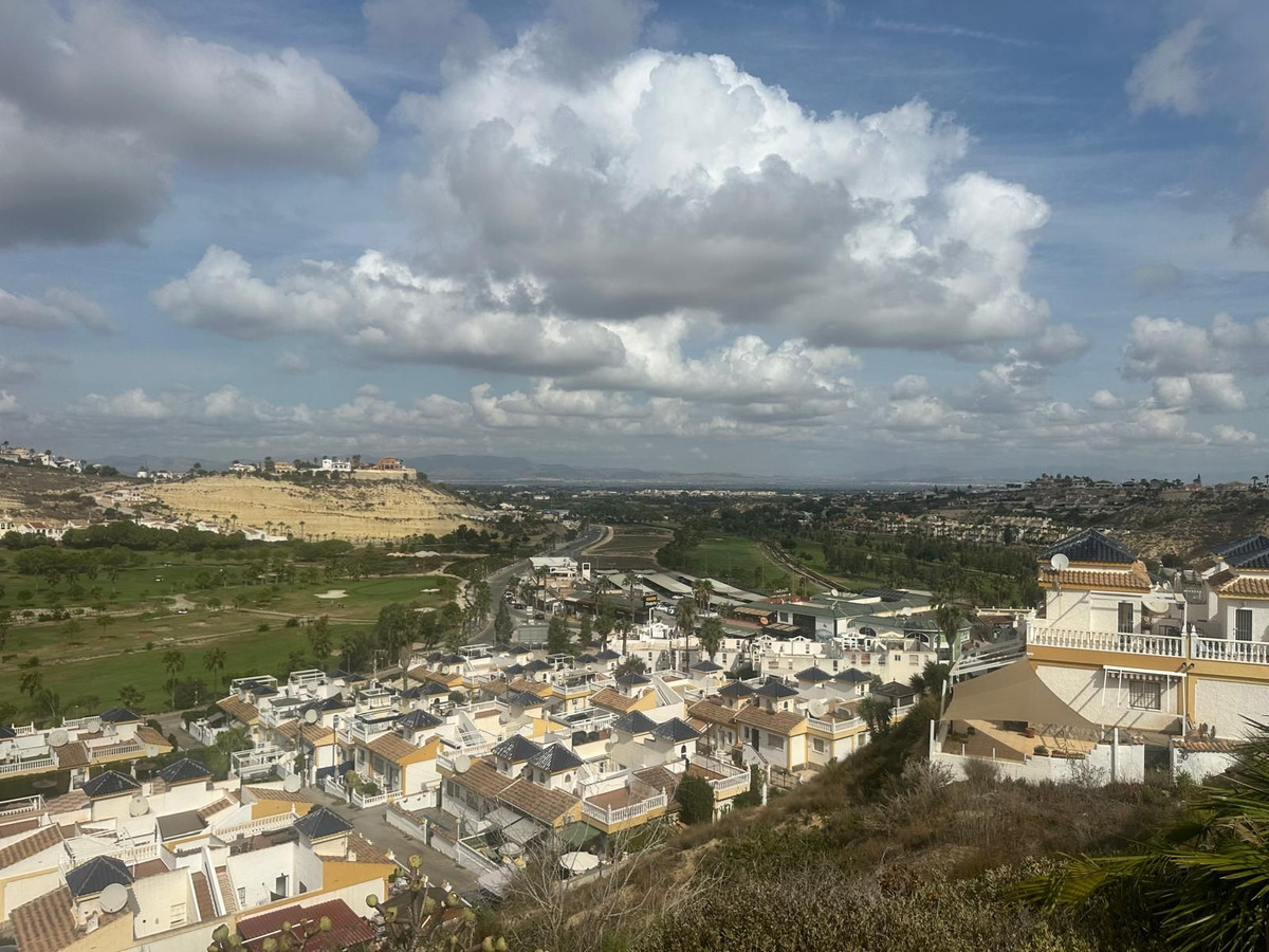 For sale - 2 Bedroom 1 Bathroom House - Bungalow in Rojales - Ciudad Quesada  - Alicante