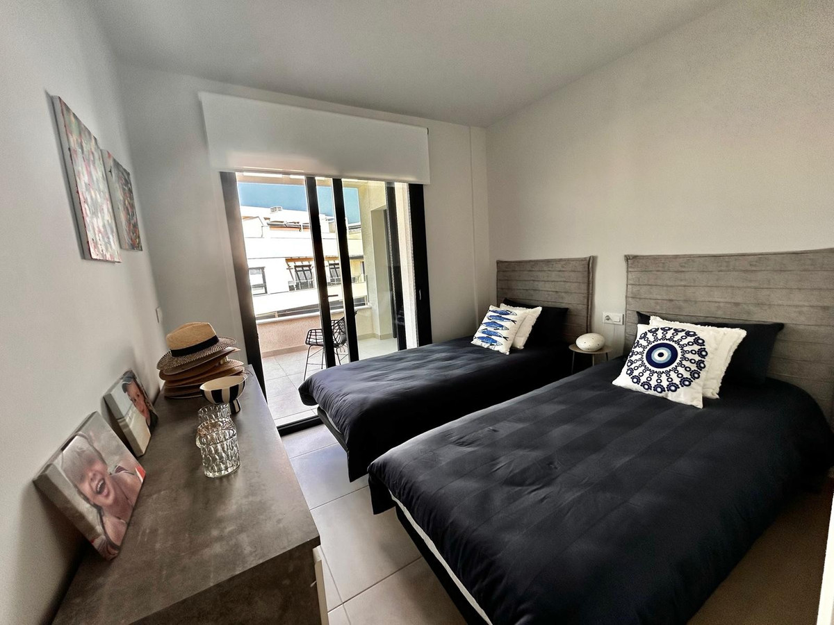 For sale - 3 Bedroom 2 Bathroom Apartment - Penthouse in Orihuela - Villamartin  - Alicante
