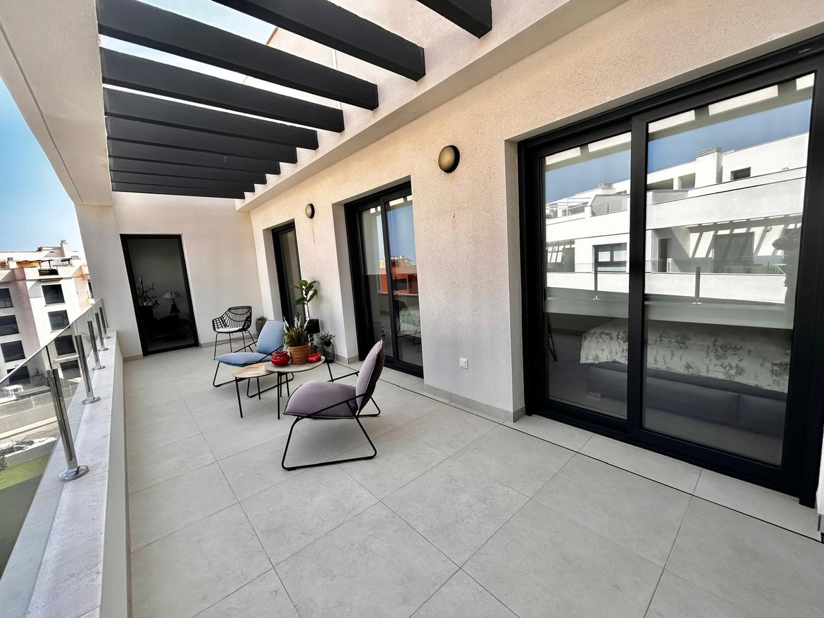For sale - 3 Bedroom 2 Bathroom Apartment - Penthouse in Orihuela - Villamartin  - Alicante