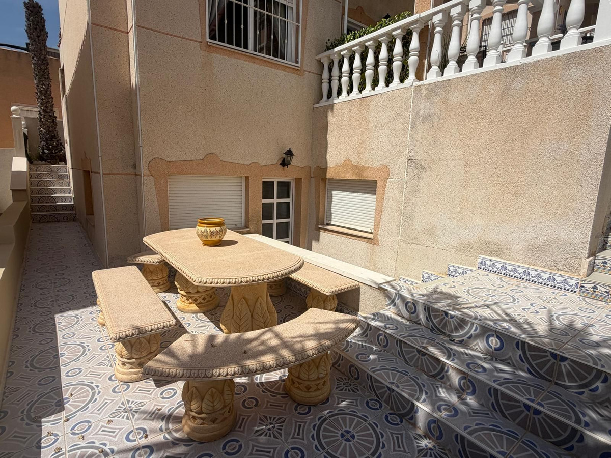 For sale - 3 Bedroom 2 Bathroom House - Detached Villa in Rojales - Ciudad Quesada  - Alicante