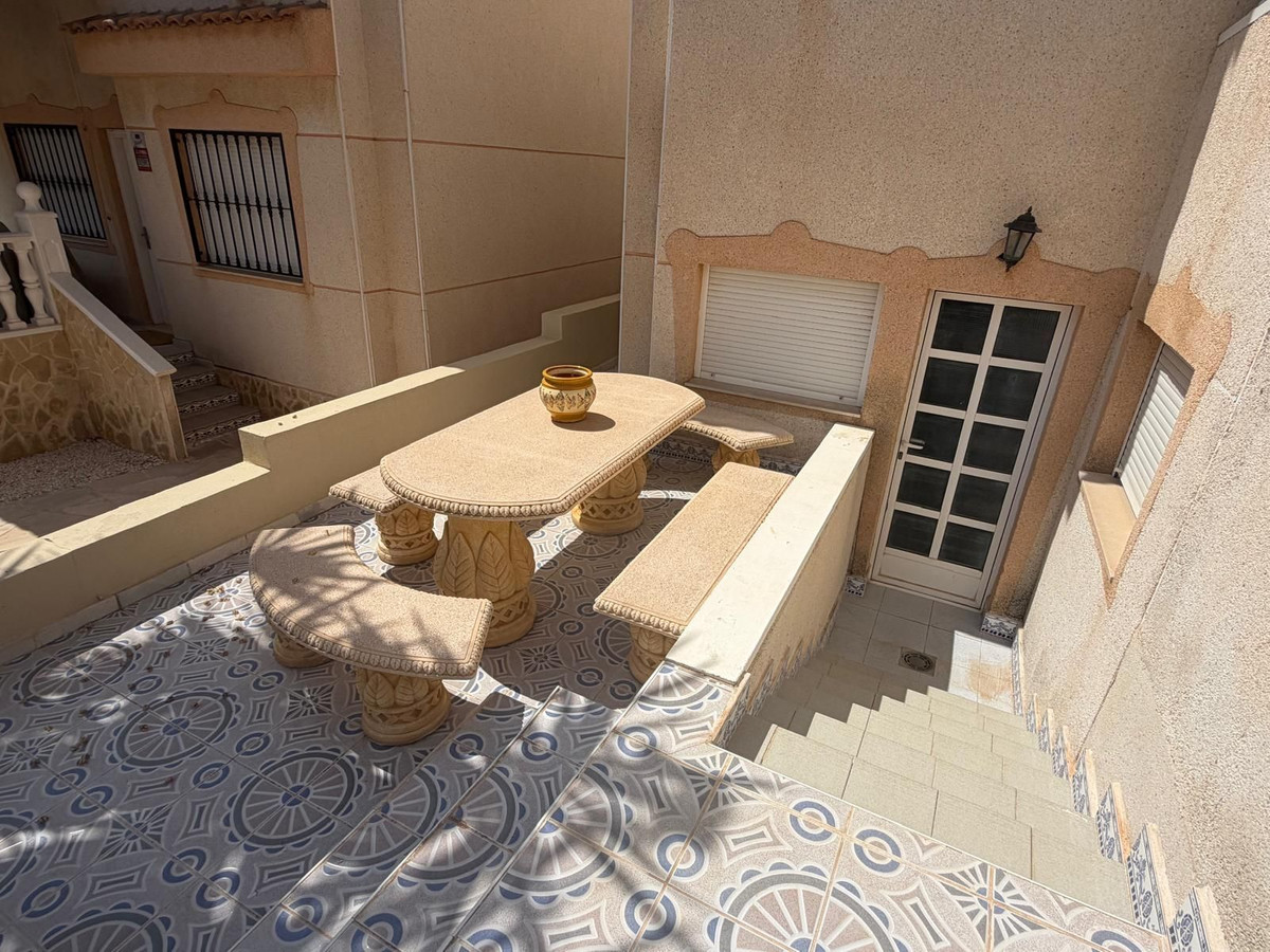 For sale - 3 Bedroom 2 Bathroom House - Detached Villa in Rojales - Ciudad Quesada  - Alicante
