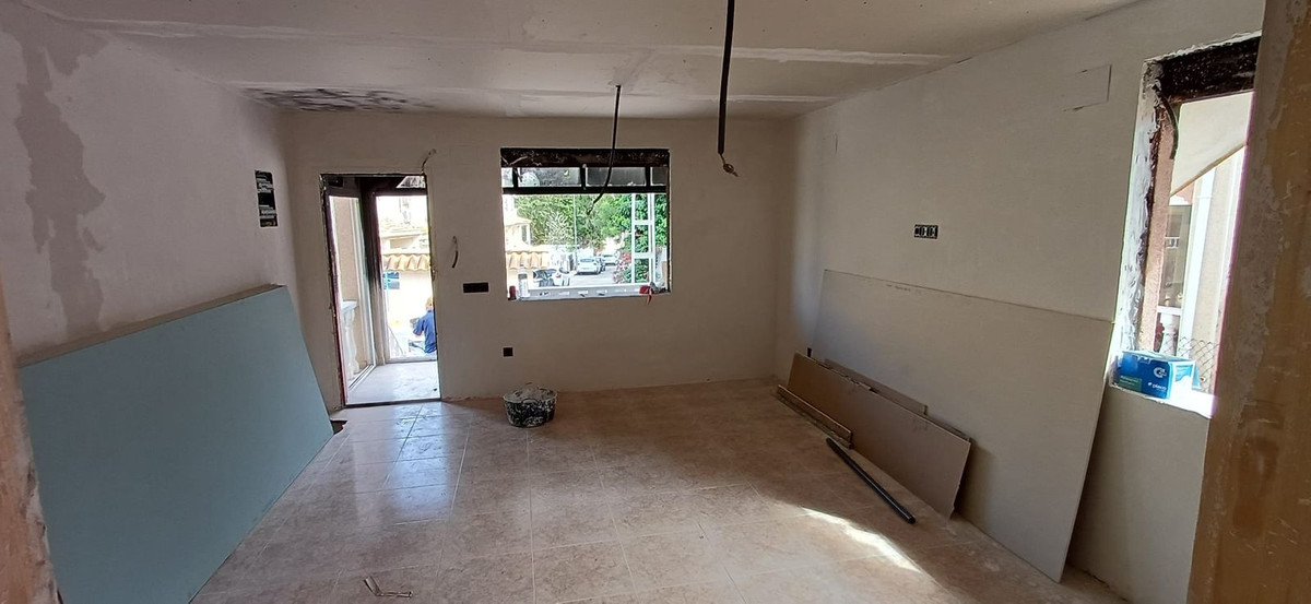 For sale - 3 Bedroom 1 Bathroom House - Detached Villa in Algorfa - Algorfa Centro  - Alicante