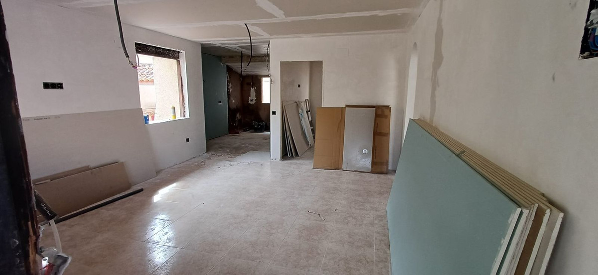 For sale - 3 Bedroom 1 Bathroom House - Detached Villa in Algorfa - Algorfa Centro  - Alicante