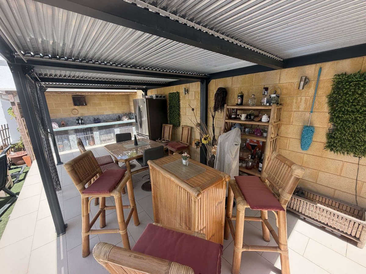 For sale - 4 Bedroom 3 Bathroom House - Detached Villa in Torre-Pacheco - Balsicas  - Murcia