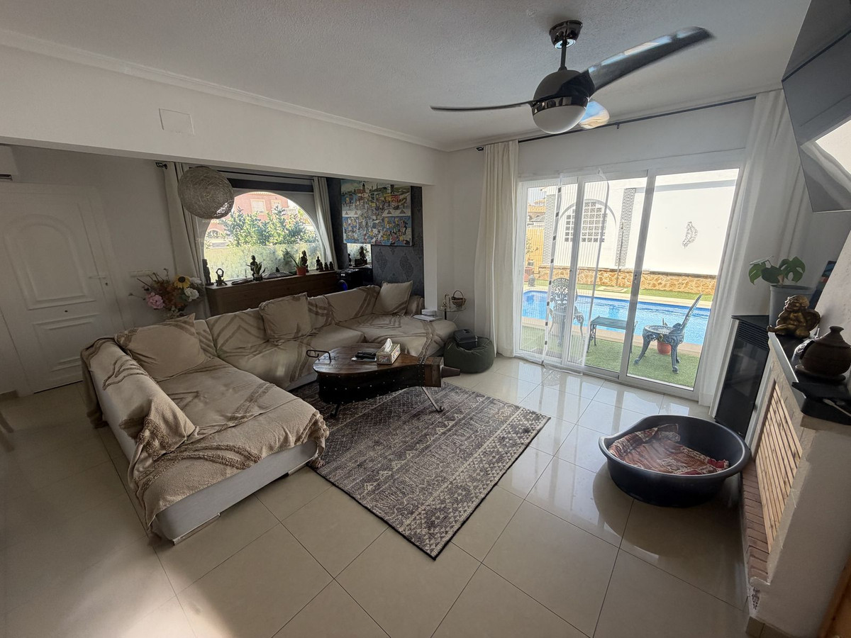 For sale - 4 Bedroom 3 Bathroom House - Detached Villa in Torre-Pacheco - Balsicas  - Murcia
