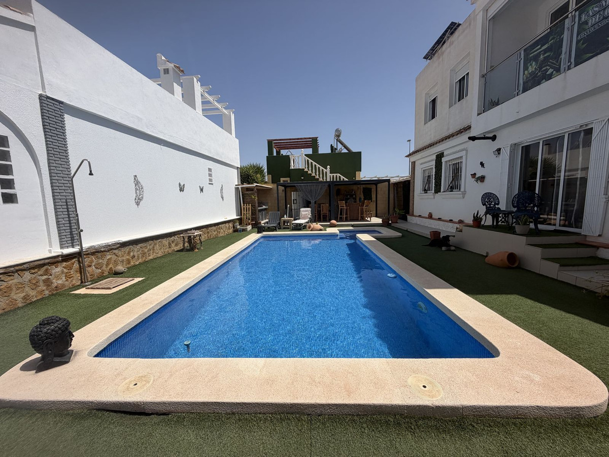 For sale - 4 Bedroom 3 Bathroom House - Detached Villa in Torre-Pacheco - Balsicas  - Murcia