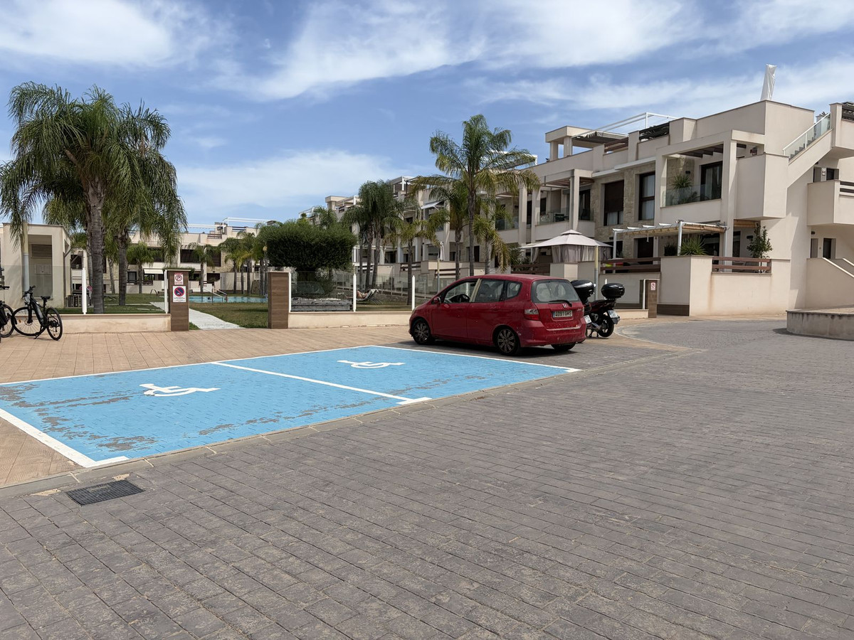 For sale - 2 Bedroom 2 Bathroom Apartment - Ground Floor Apartment in Orihuela - Los Balcones  - Alicante