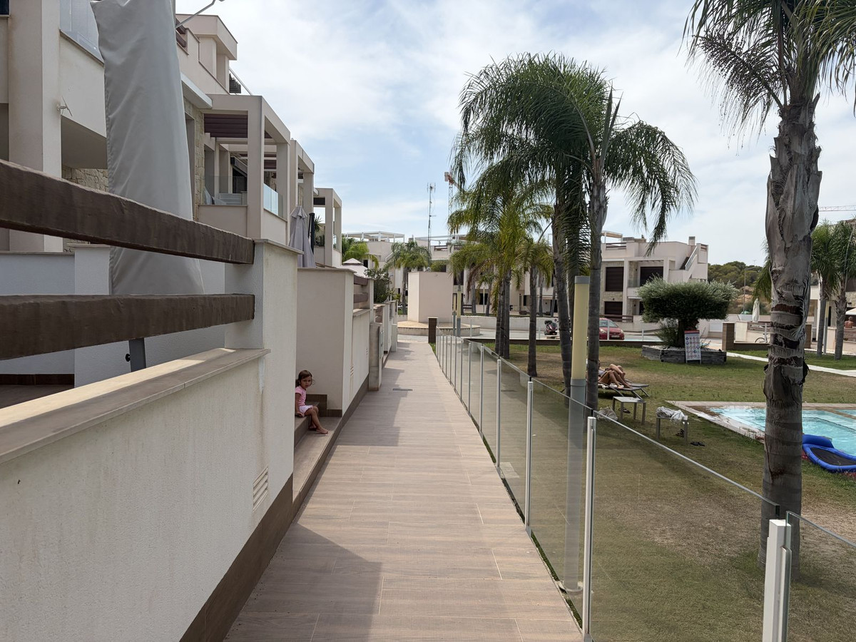 For sale - 2 Bedroom 2 Bathroom Apartment - Ground Floor Apartment in Orihuela - Los Balcones  - Alicante