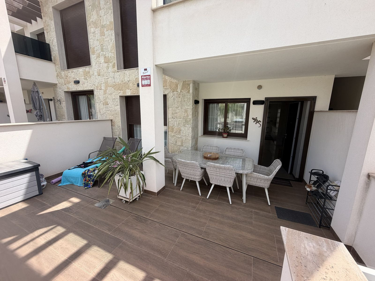 For sale - 2 Bedroom 2 Bathroom Apartment - Ground Floor Apartment in Orihuela - Los Balcones  - Alicante